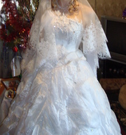 Свадебное платье(р-р 42-46, белого цвета)